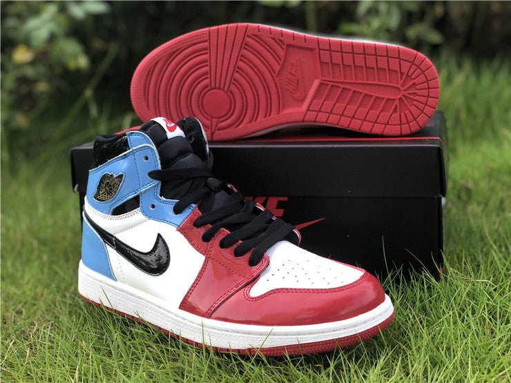 JORDAN 1 RETRO HIGH x FEARLESS UNC CHICAGO - Prime Reps