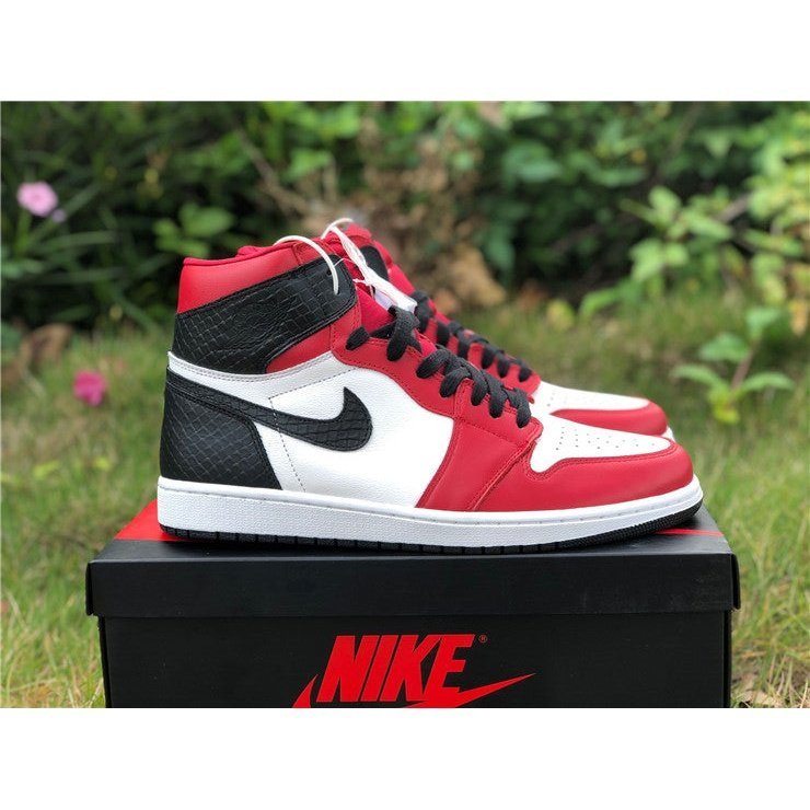 JORDAN 1 RETRO HIGH x SATIN SNAKE CHICAGO - Prime Reps