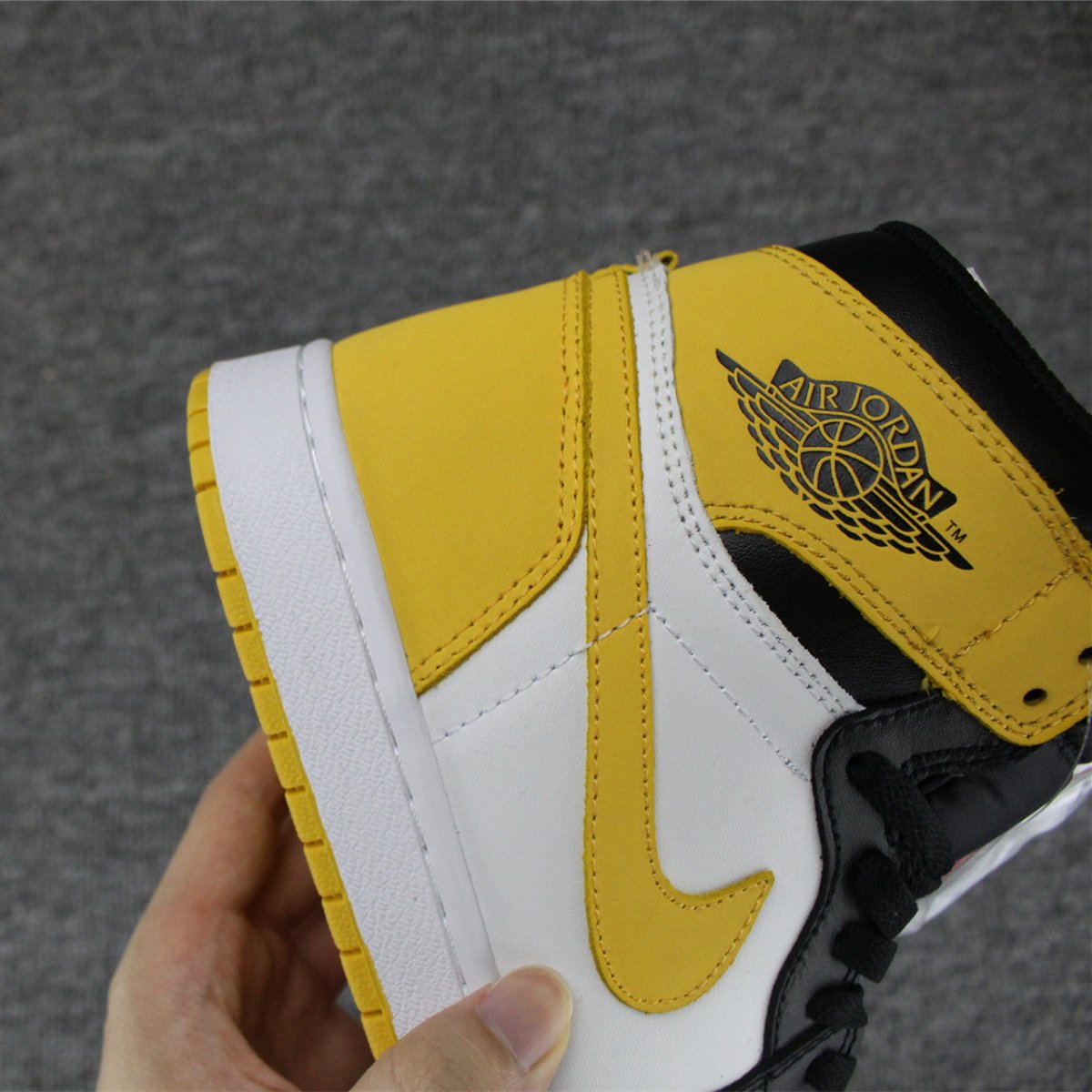 JORDAN 1 RETRO HIGH x YELLOW OCHRE - Prime Reps