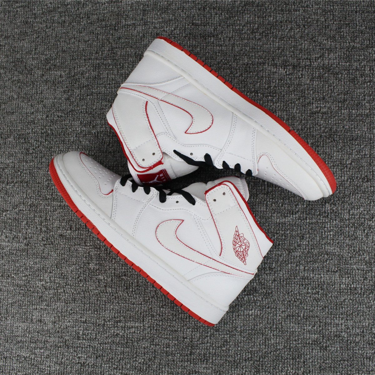 JORDAN 1 RETRO MID x WHITE GYM RED BLACK - Prime Reps