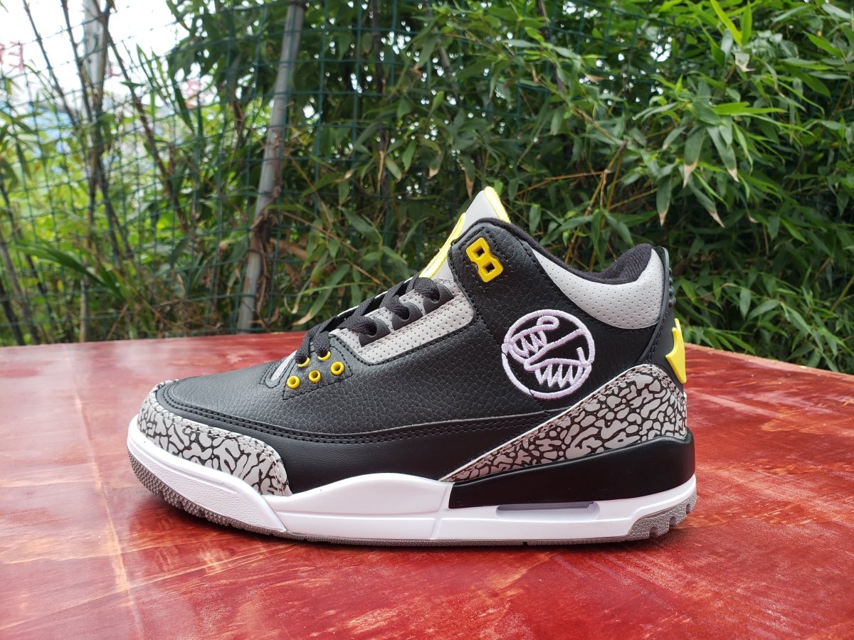 JORDAN 3 RETRO x OREGON DUCKS PIT CREW - Prime Reps