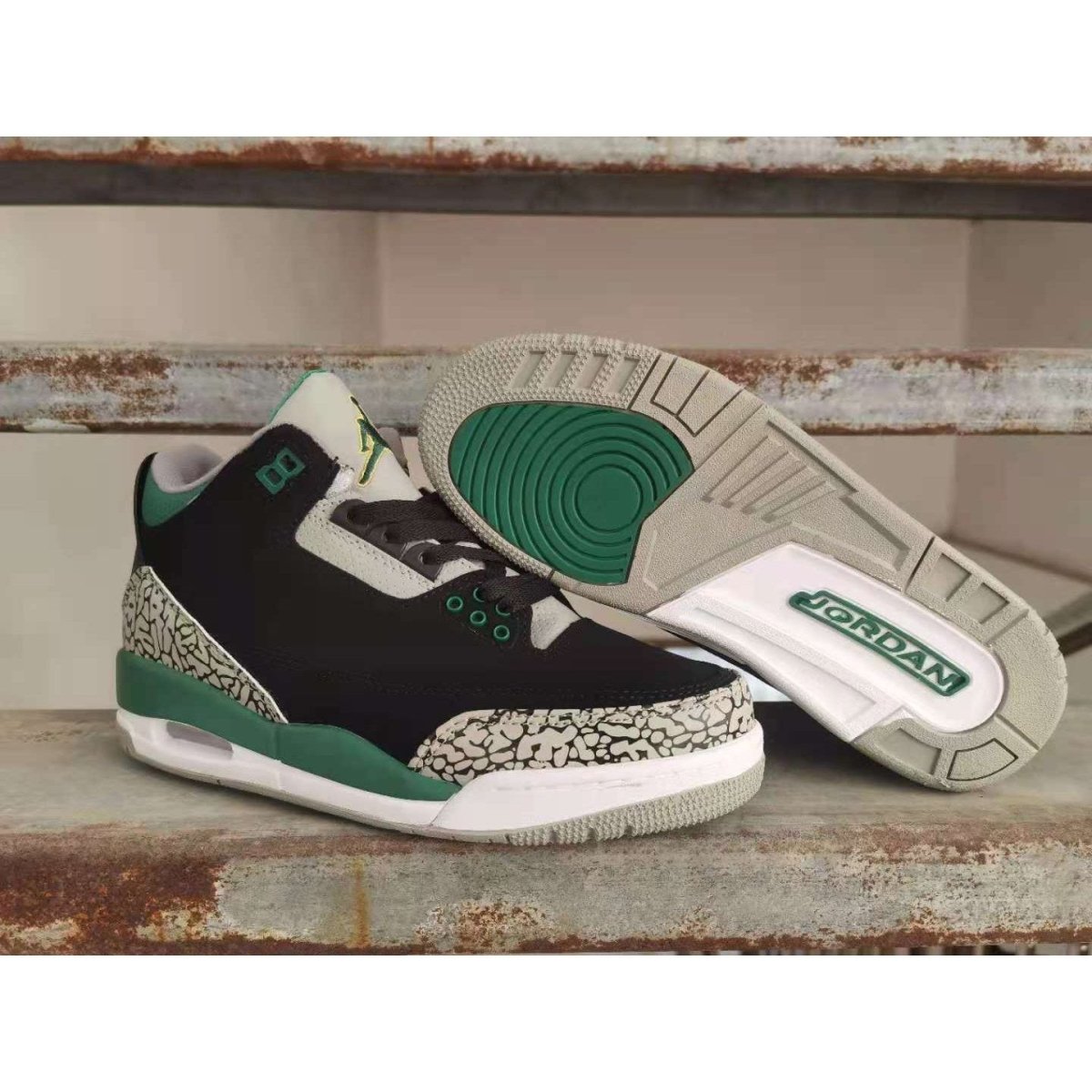 JORDAN 3 RETRO x PINE GREEN - Prime Reps