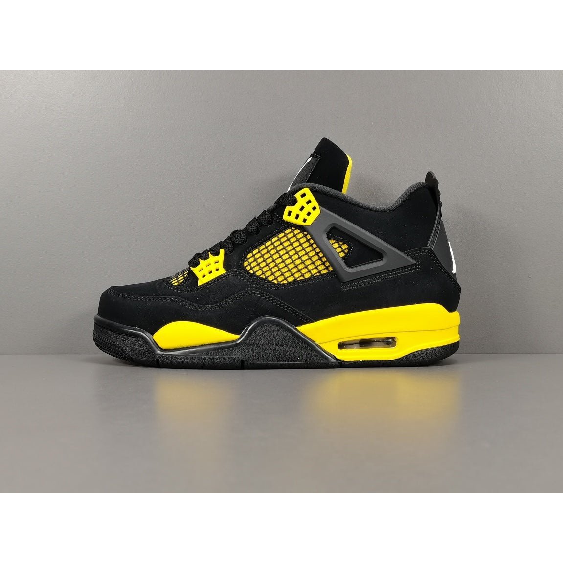 JORDAN 4 x THUNDER - Prime Reps