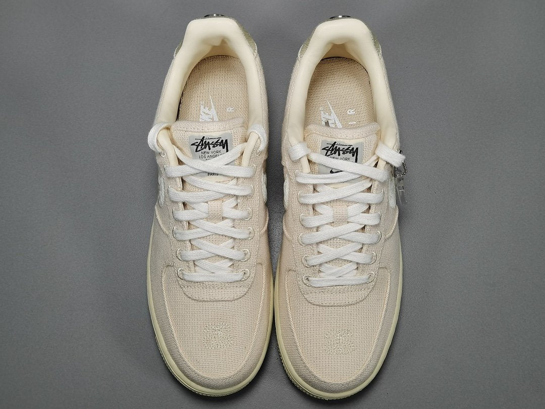 NIKE AIR FORCE 1 x STUSSY FOSSIL - Prime Reps