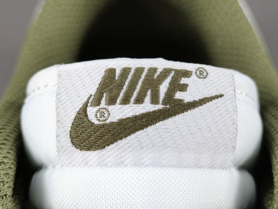 NIKE DUNK x MEDIUM OLIVE - Prime Reps