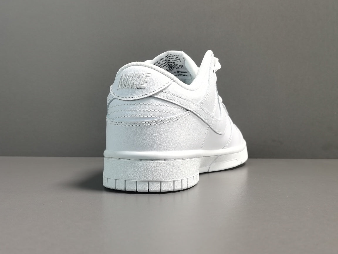 NIKE DUNK x TRIPLE WHITE - Prime Reps