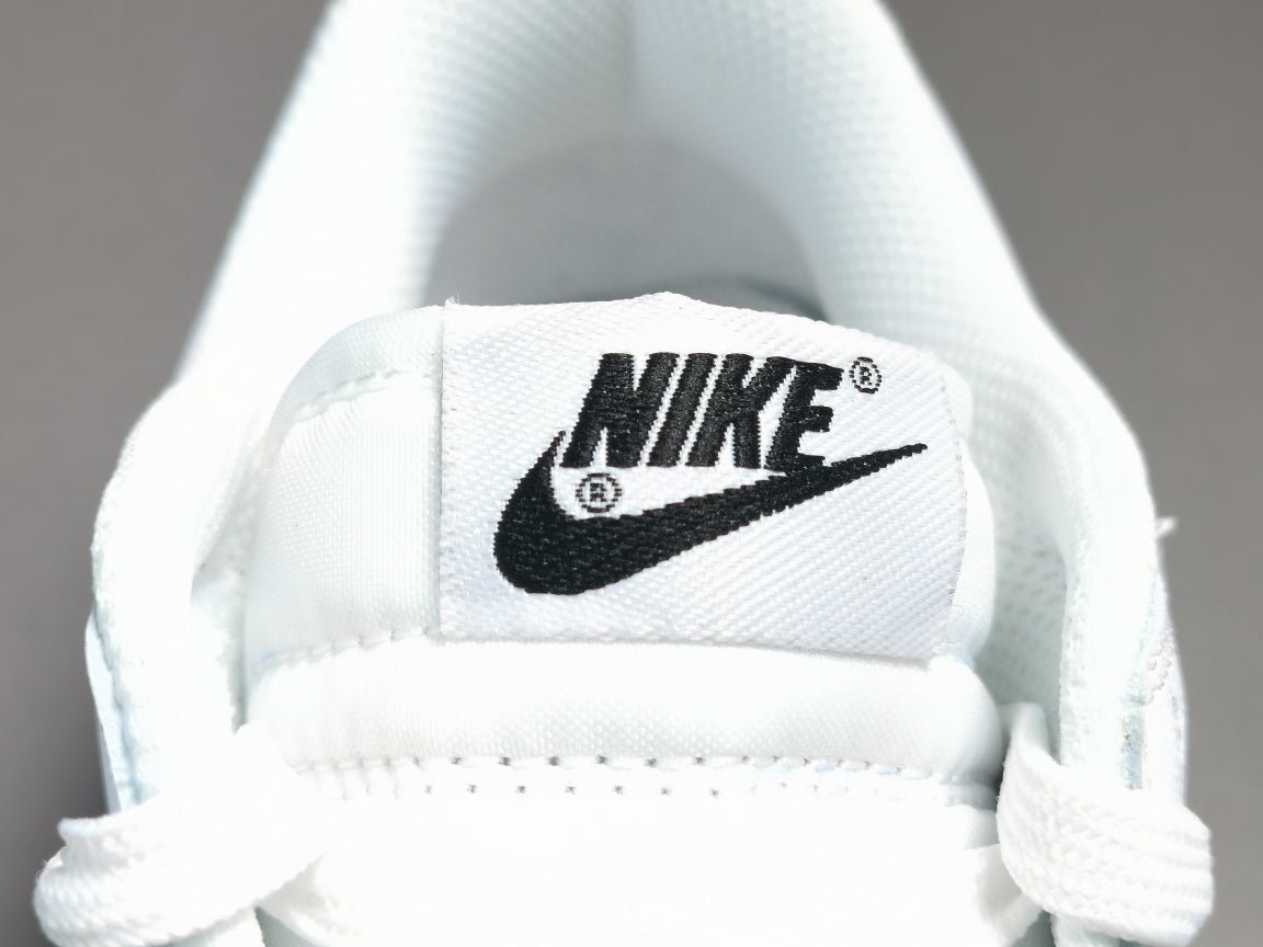 NIKE DUNK x TRIPLE WHITE - Prime Reps