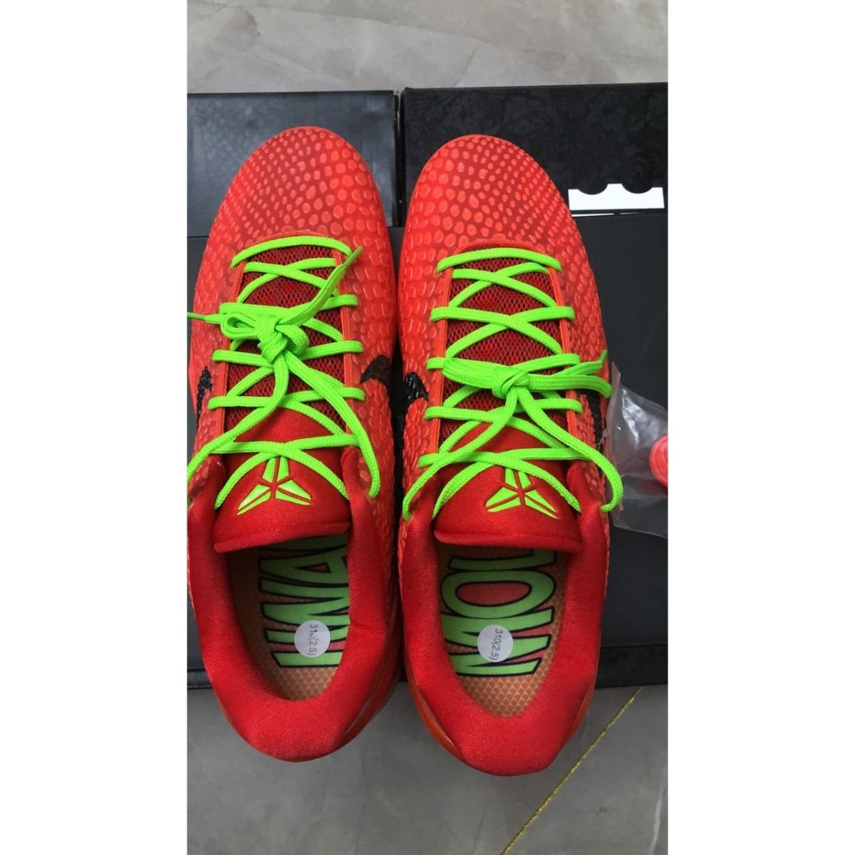 NIKE KOBE 6 PROTRO x REVERSE GRINCH - Prime Reps