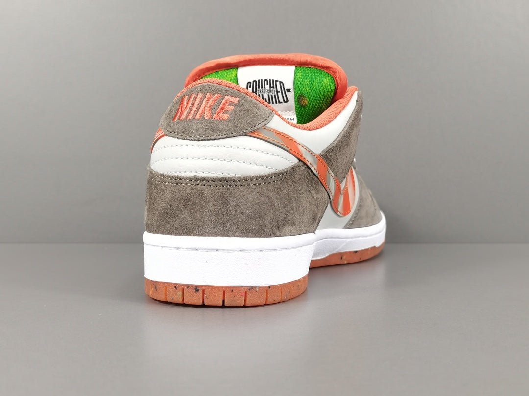 NIKE SB DUNK x CRUSHED D.C. - Prime Reps